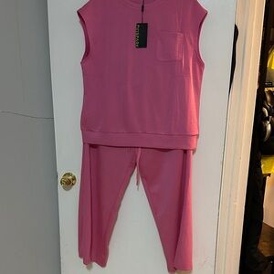 Pink Sleeveless Shirt and Wide Set